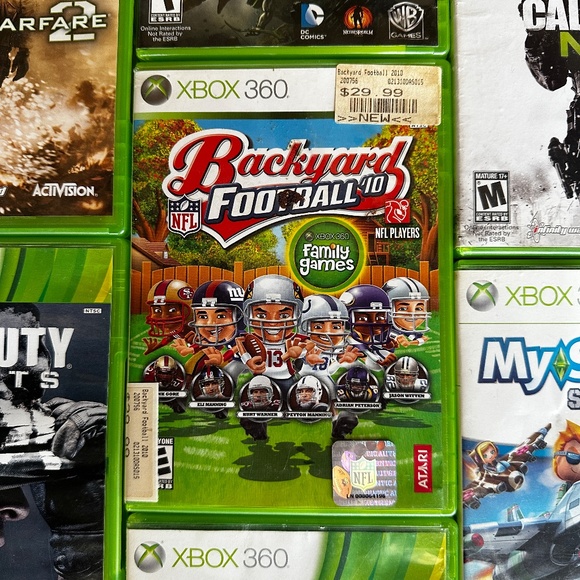 XBox 360 Video games: Call of Duty, Injustice, NFL Backyard Football, My Sims... - Picture 9 of 16
